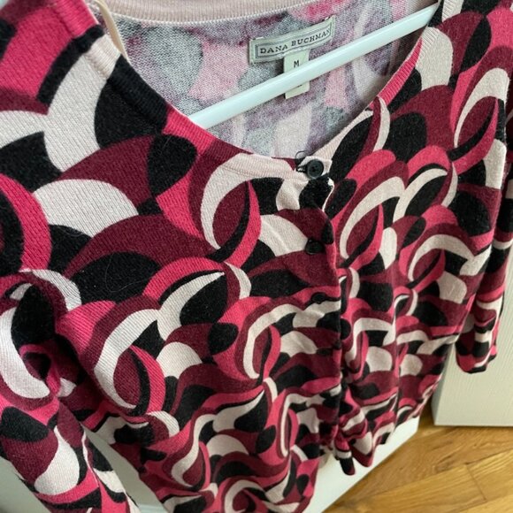 Light, button-up sweater - Picture 7 of 9